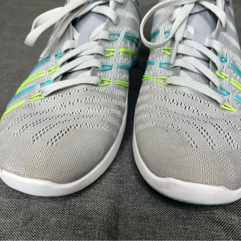 Nike “Free” TR6 in Gray with Neon Details Size 6.5 - Picture 3 of 15